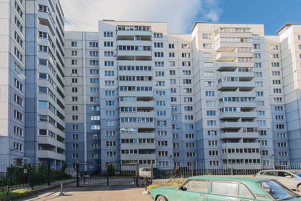 FlatHome24 near Metro Dybenko