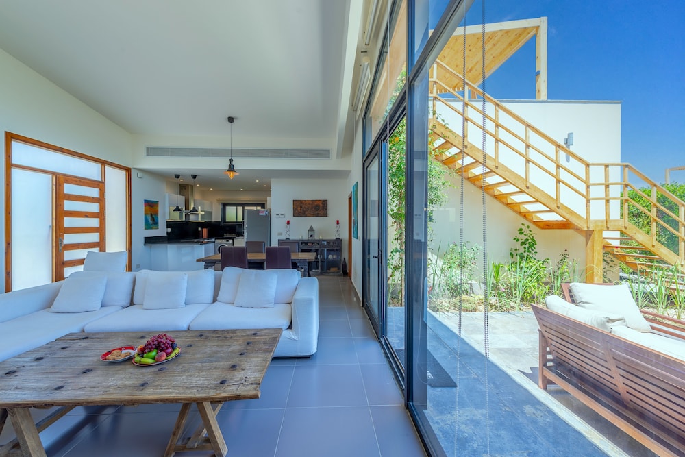 VESTA - Soma Bay Residence
