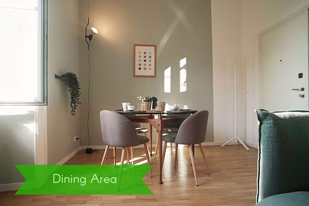 Solferino - Elegant 1bdr in Historical Building in Brera