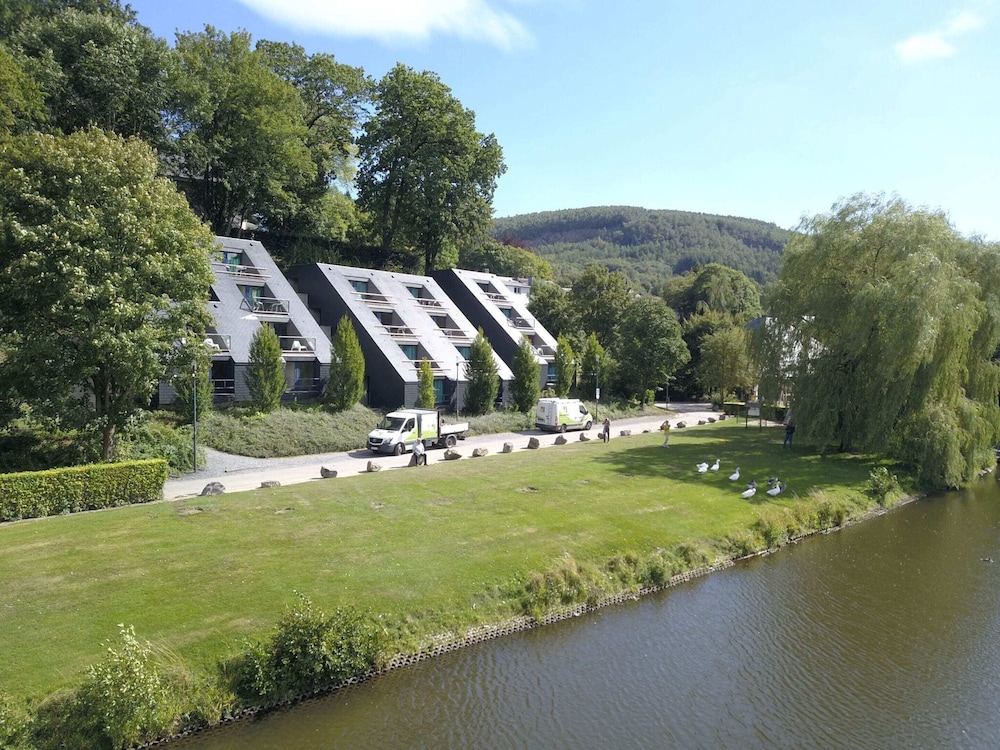 Comfortable, Renovated House With a Microwave, Near Vielsalm