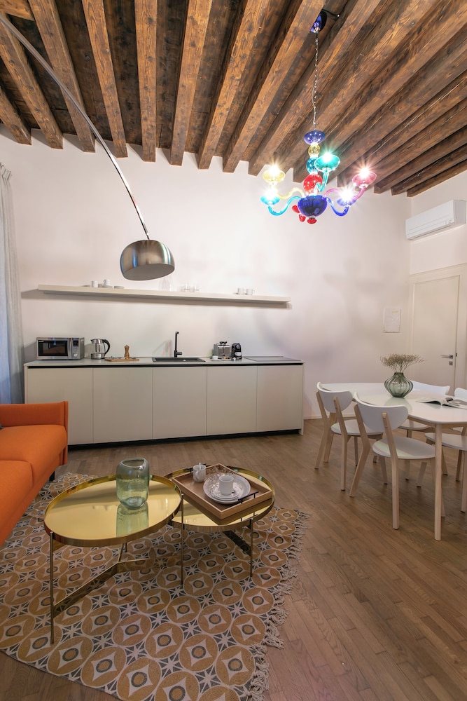 Palazzo Venere Apartments