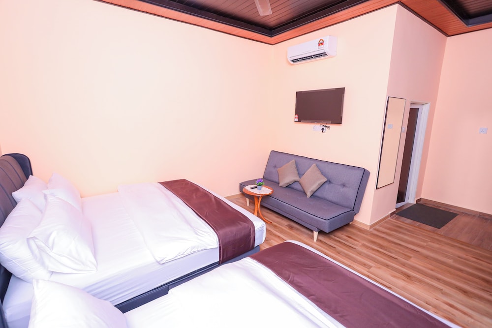 D' Village Cottage 2 – Private Pool Villas