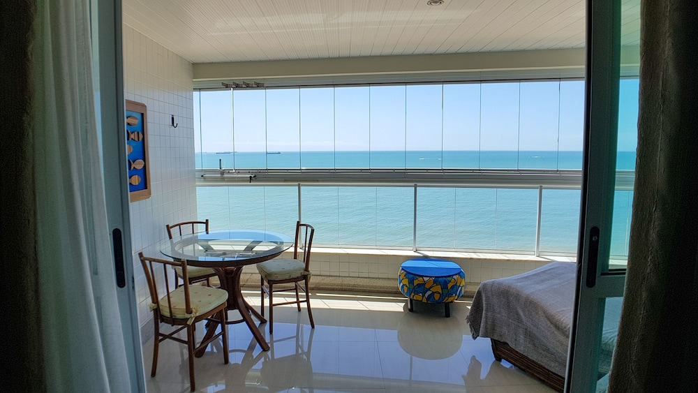 Luxo e Conforto com Vista do Mar de VV view 2