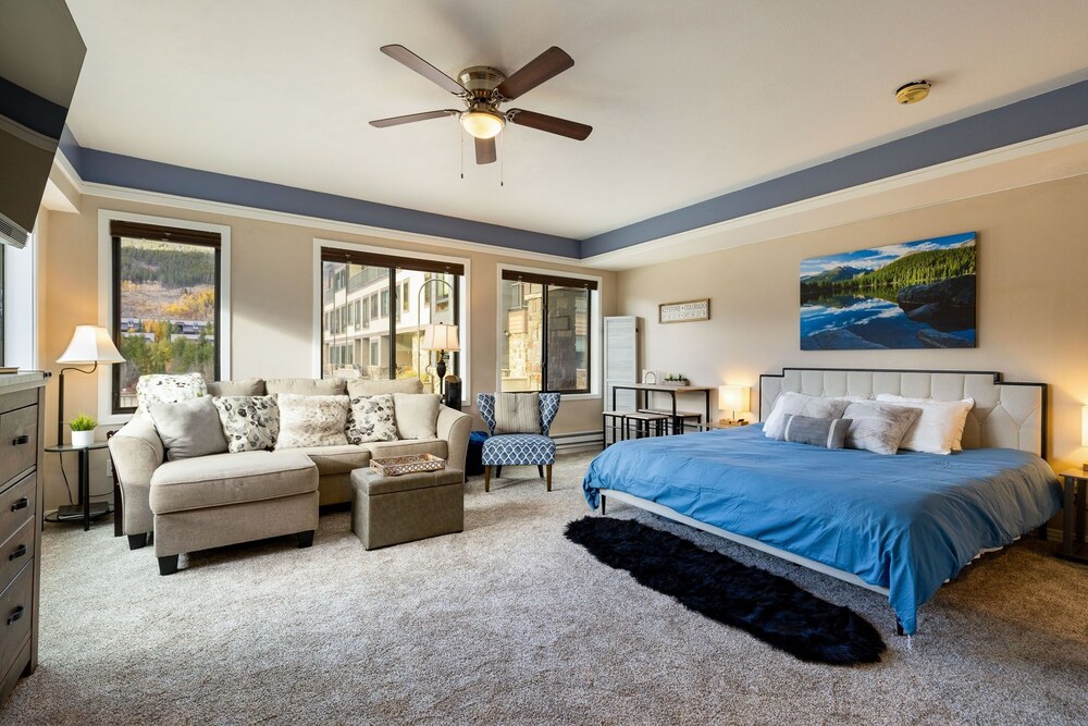Keystone Ski Resort CO - Slopeside Lodging