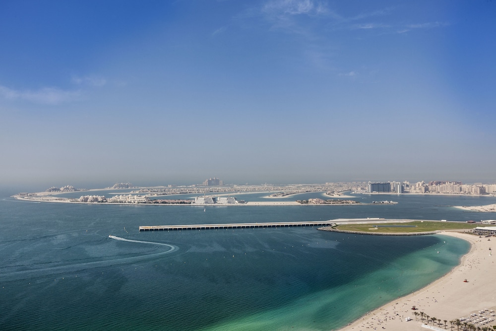 Hilton Dubai The Walk