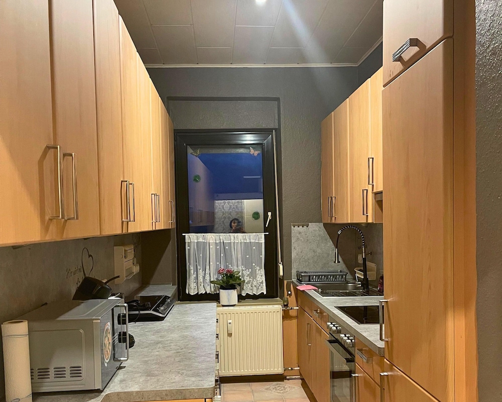 Apartment in Pellingen With Parking