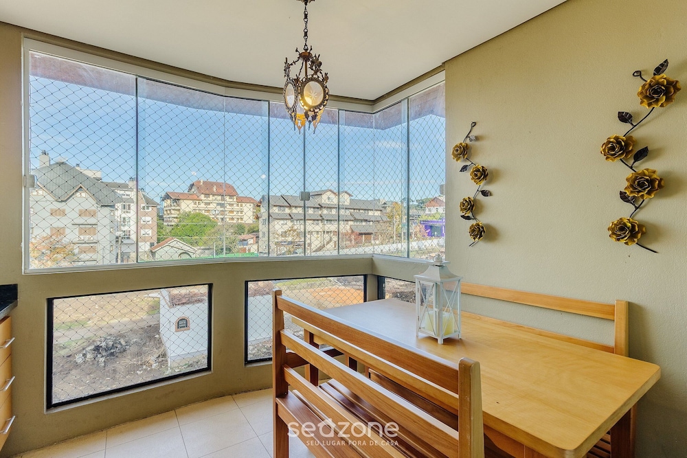 Apt in Canela Facing Duck Lake Cbl307