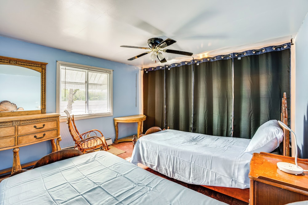 Lakefront Group Getaway w/ Dock in Baldwin!
