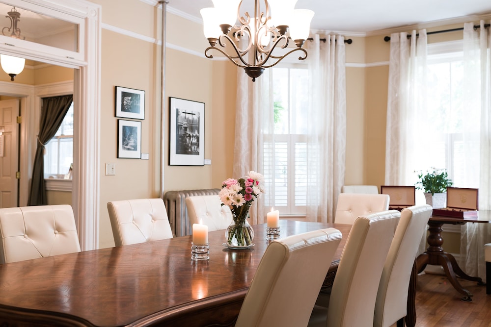 meeting & event spaces