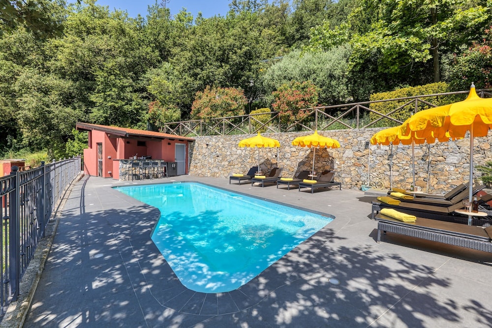Villa Belvedere - L - Pool And Relax