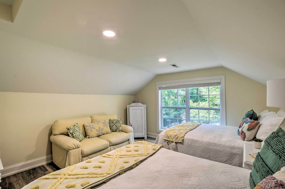 Spartanburg Vacations - Butterfly Creek Columbus Estate on 3 Acres! - Property Image 4