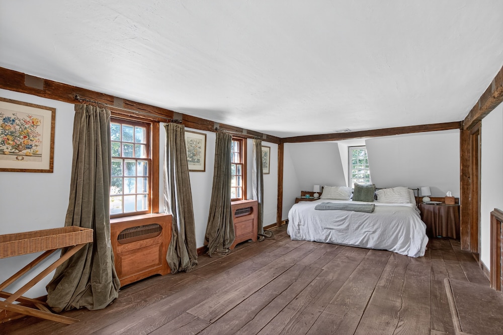 Storybook 330 Year Old Enchanting Estate 5 Bedroom Estate