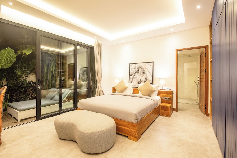 Chic 3BR Villa Modern Comfort in Central Seminya