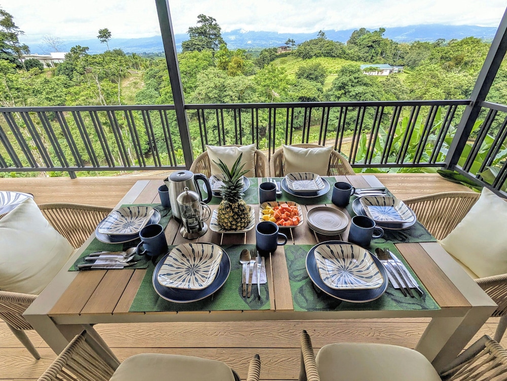 Serene Hills Arenal
