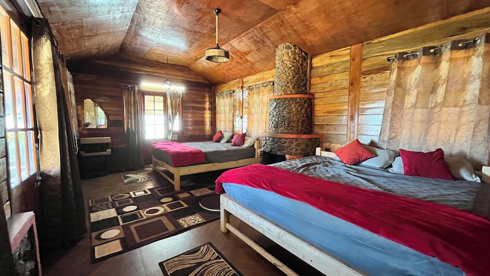 Mount Olympus Hood cabin
