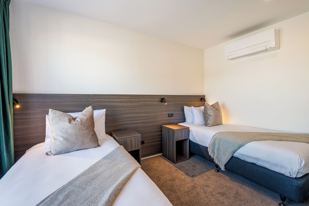 Luxe Suites and Apartments
