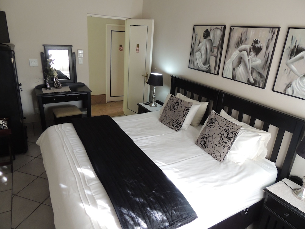 Rita Guest House
