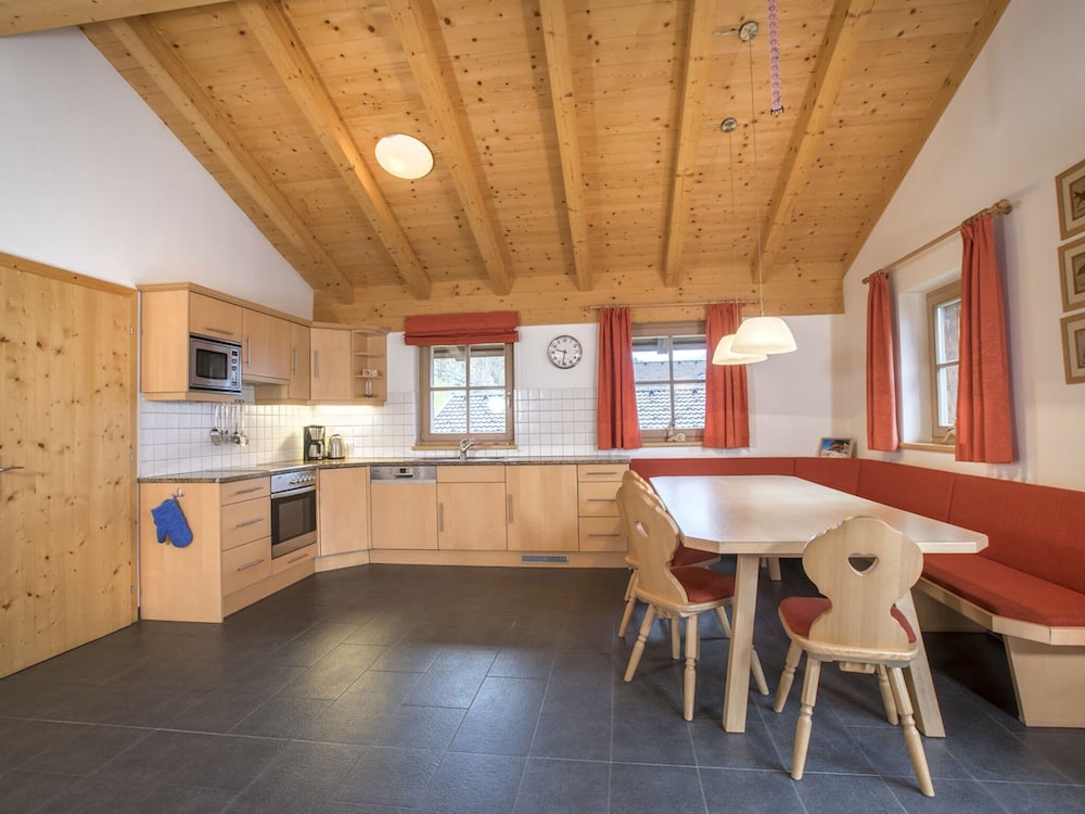 Restful Chalet in Wald-Königsleiten near Ski Bus