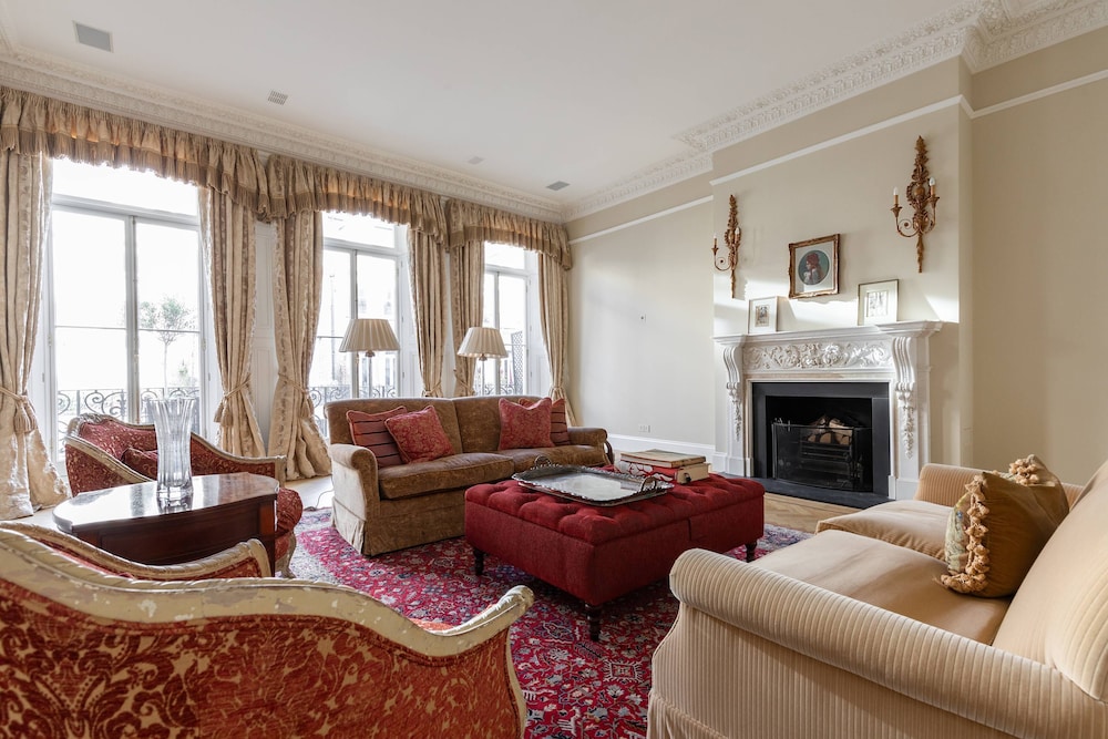 Earl's Court Square XI by Onefinestay