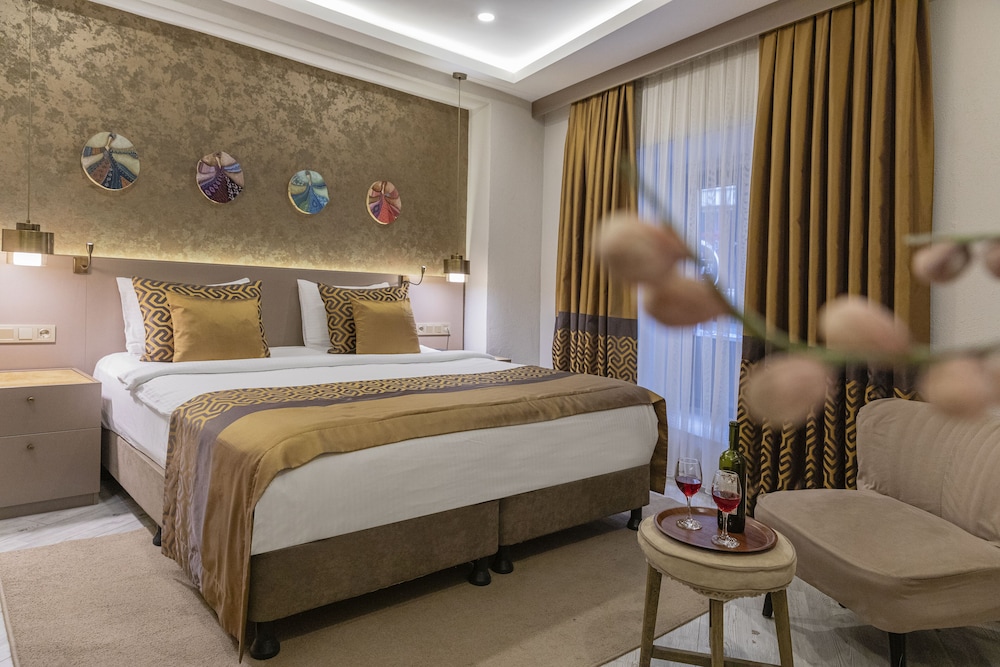 Ayramin Deluxe Hotel - Image 63