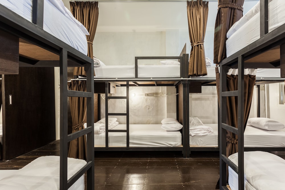 Feel Good Hostel