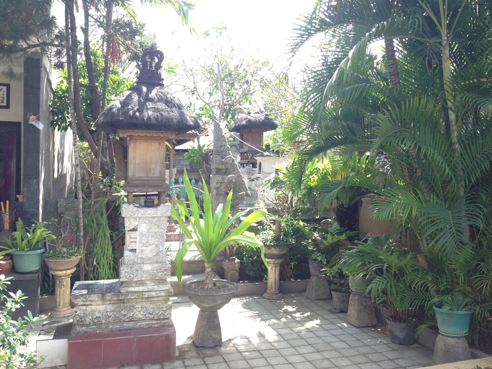Double N Guesthouse