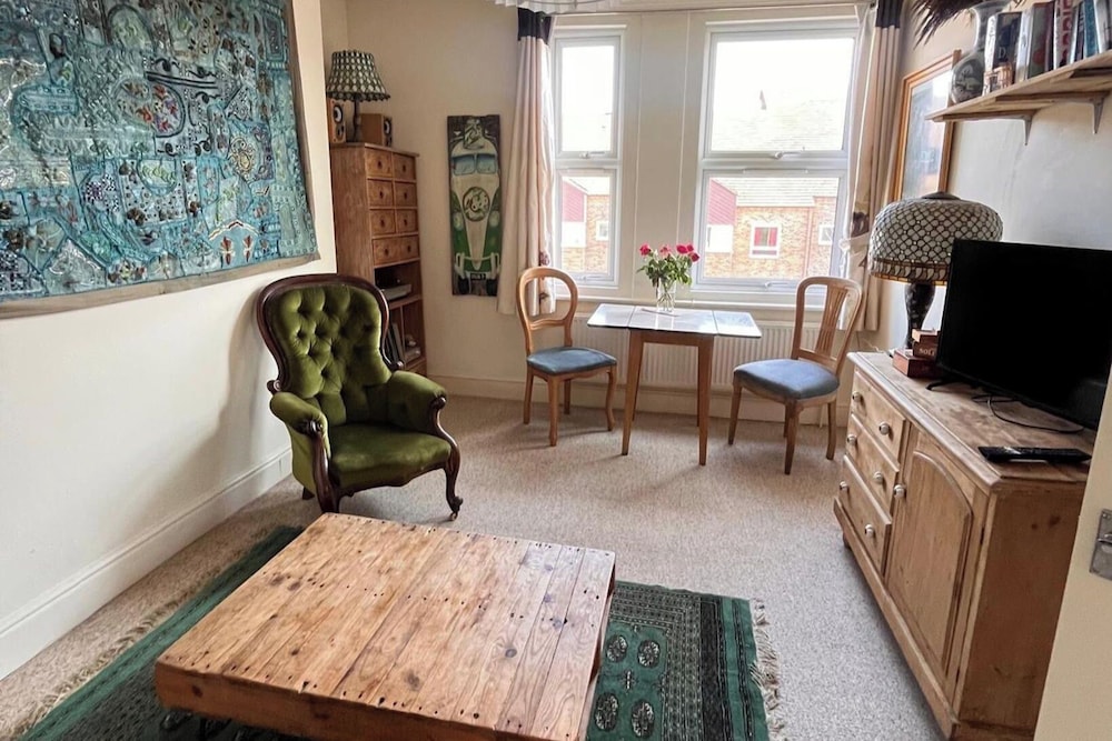 Apartmentsleeps2-seaside Escape-wifi-parking