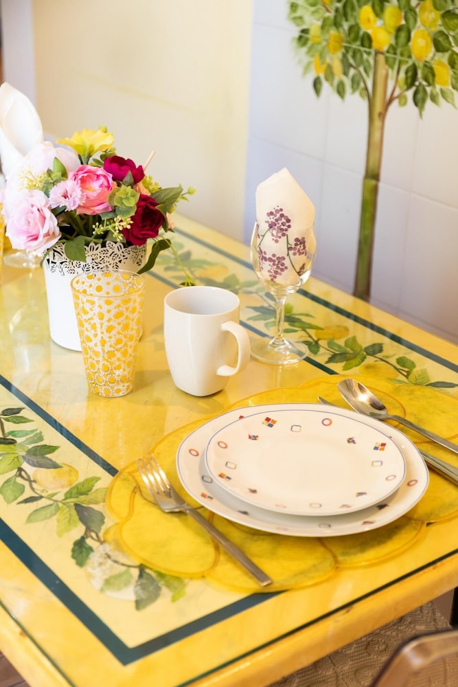 Monti Romantic Sunshine Maisonette