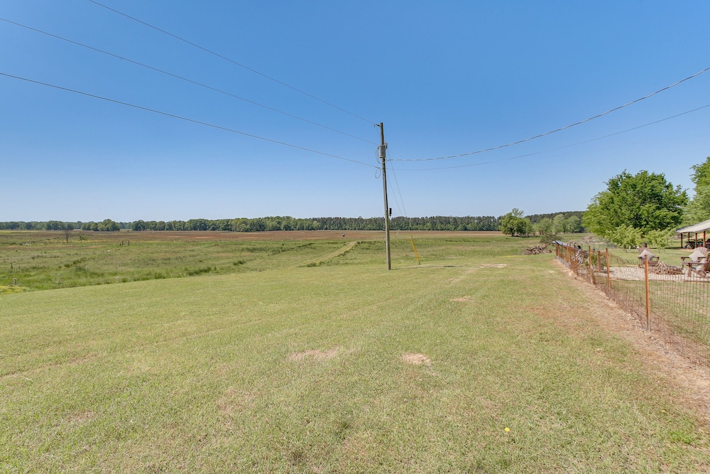 Fish, Swim & Tube: Okolona Studio w/ Pond Access