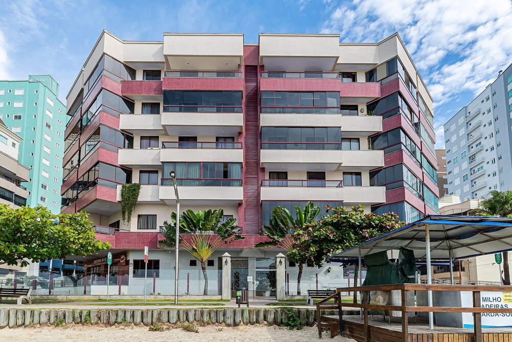 Apt Foot in the Sand sea View in Meia Praia Evb308