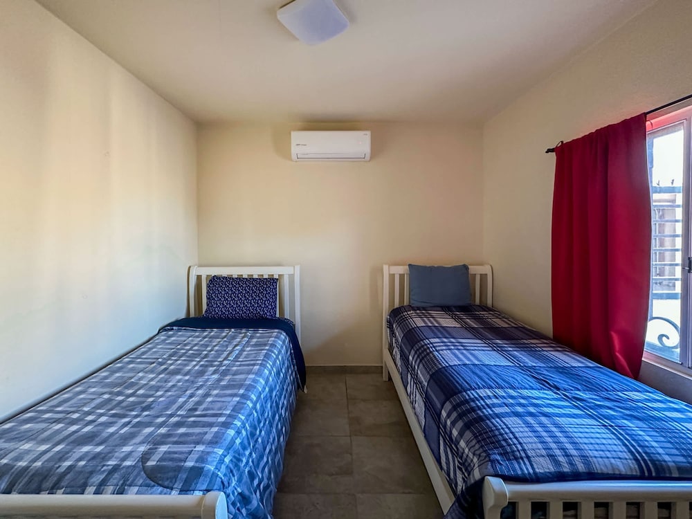 Casita With Excellent in Town Location