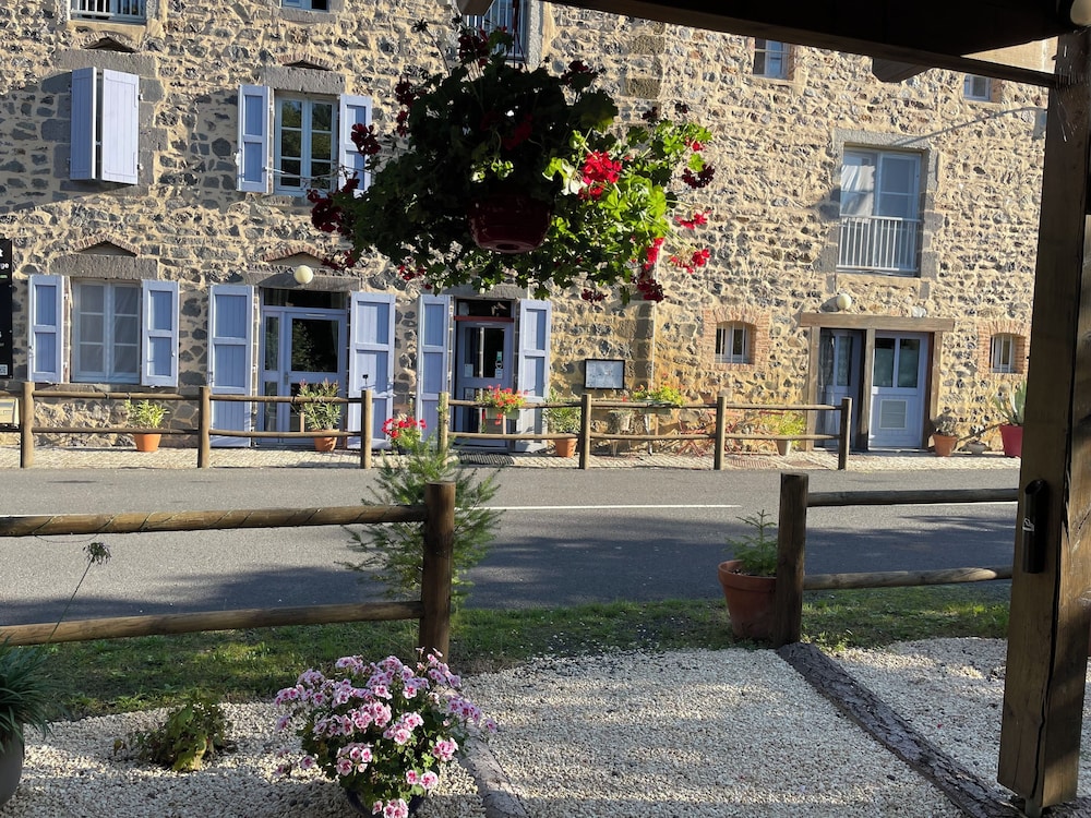 Auberge le Matagot