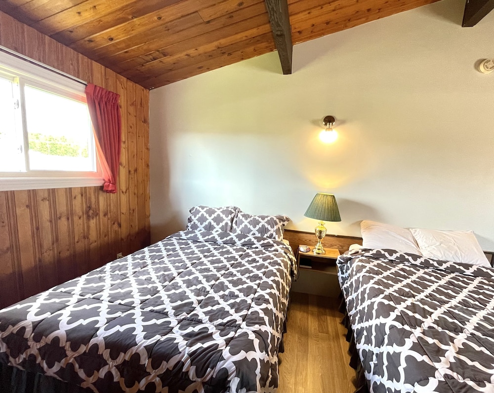Pembina River Inn