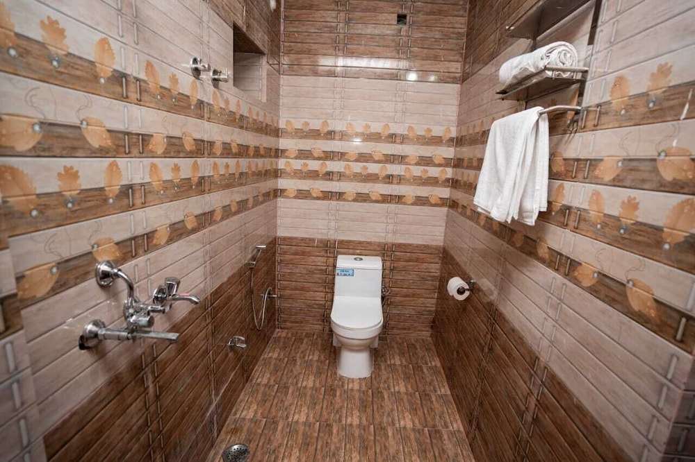 Kashi Cottage Homestay By GRB