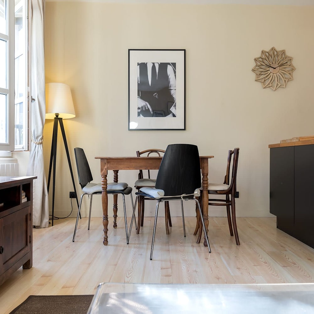 Rivoli Market I Comfortable 1 Bed Apt Near Hotel de Ville
