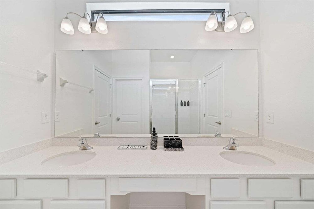 Watersong Swanky