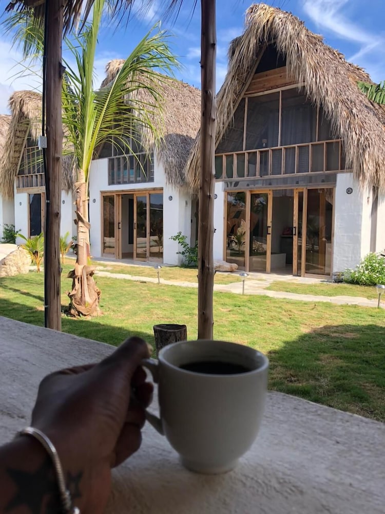 Hotel Blue beach Eco-hotel by Sanfabini - Image 1