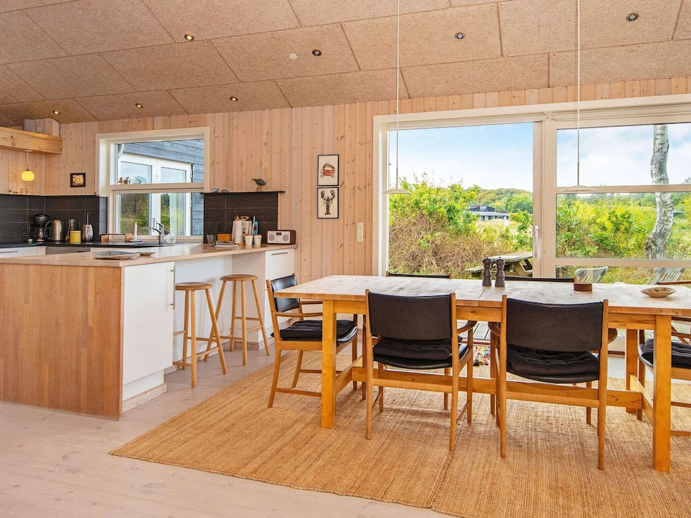 6 Person Holiday Home in Glesborg-by Traum