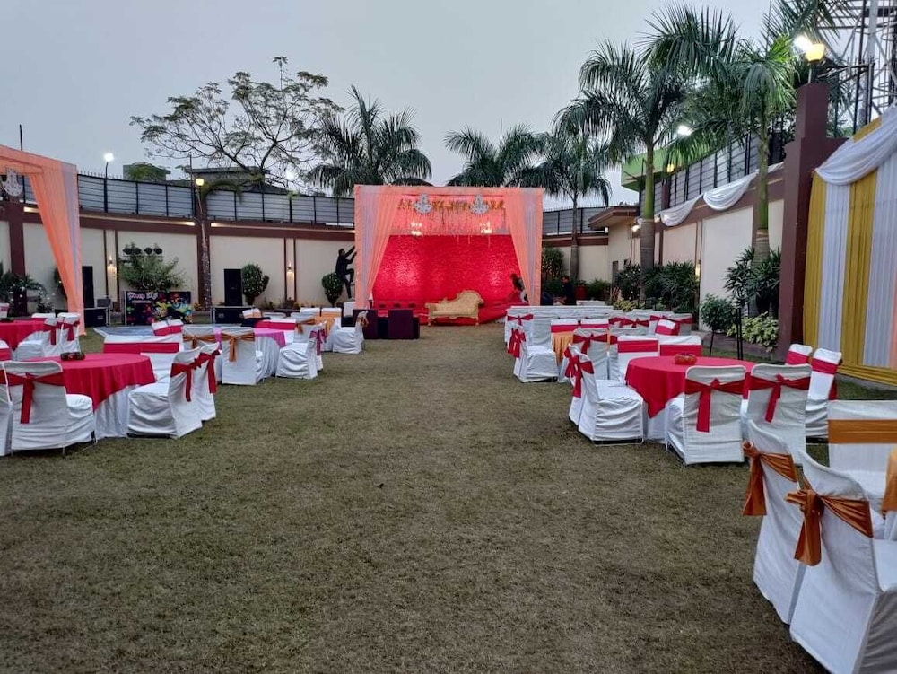 Hotel JSR Continental