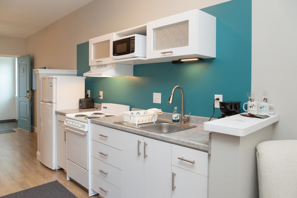 The Acorn Suites