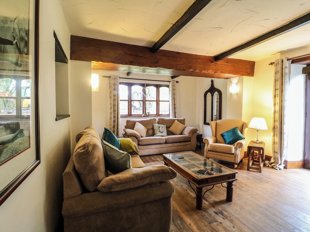 Woodpit Cottage