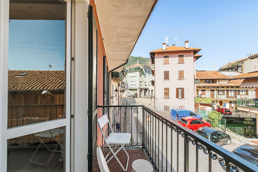 Incanto Del Lago 50 Meters From Lake