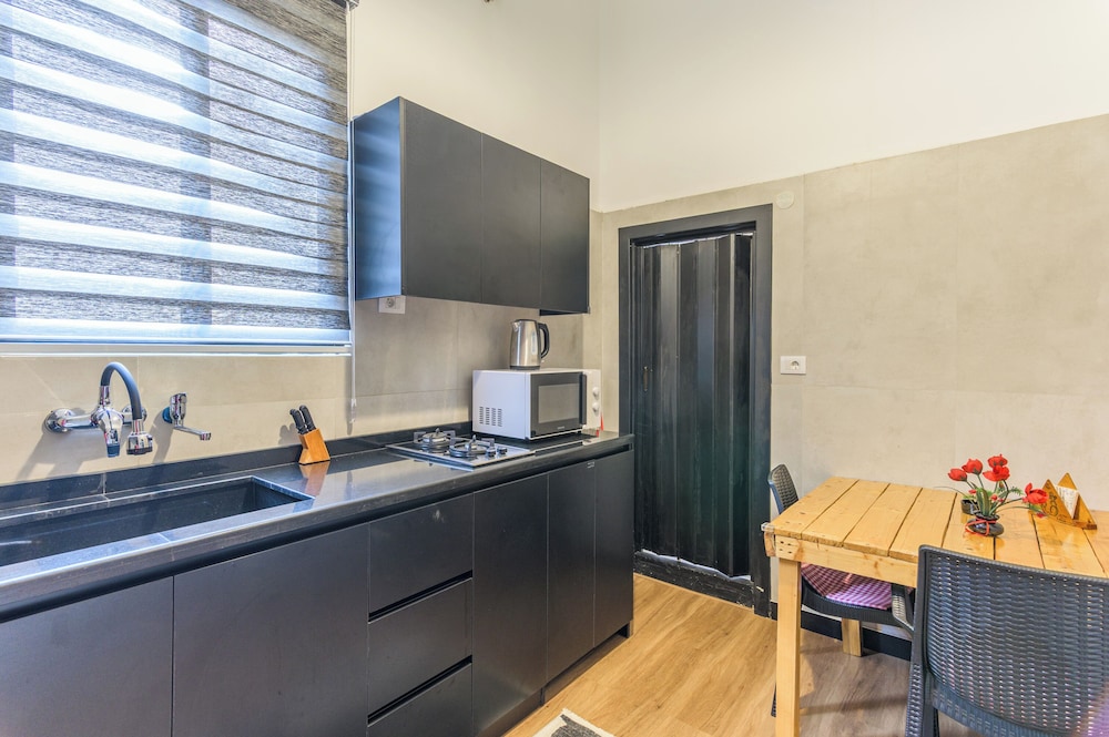 Residence 4 - Apartments in Mar Mikhael