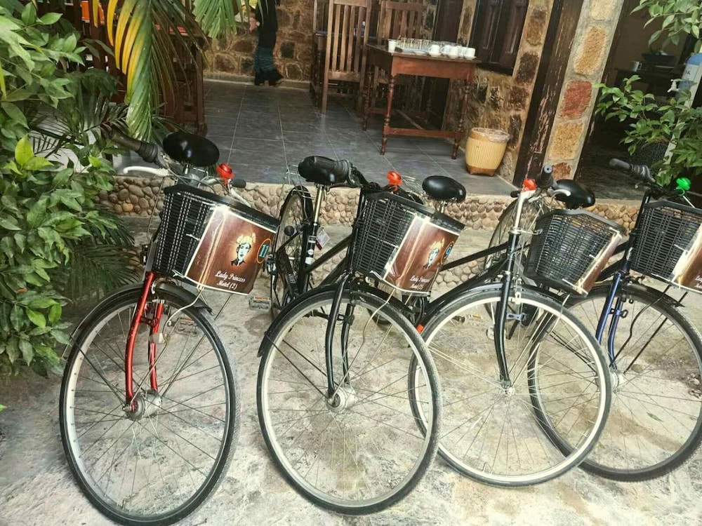 Lady Princess Motel 2