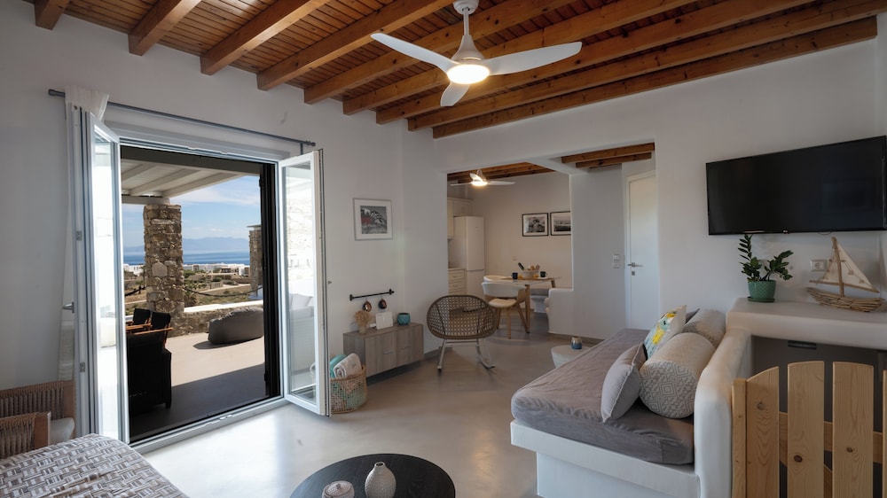 CAVO BLUE VILLAS