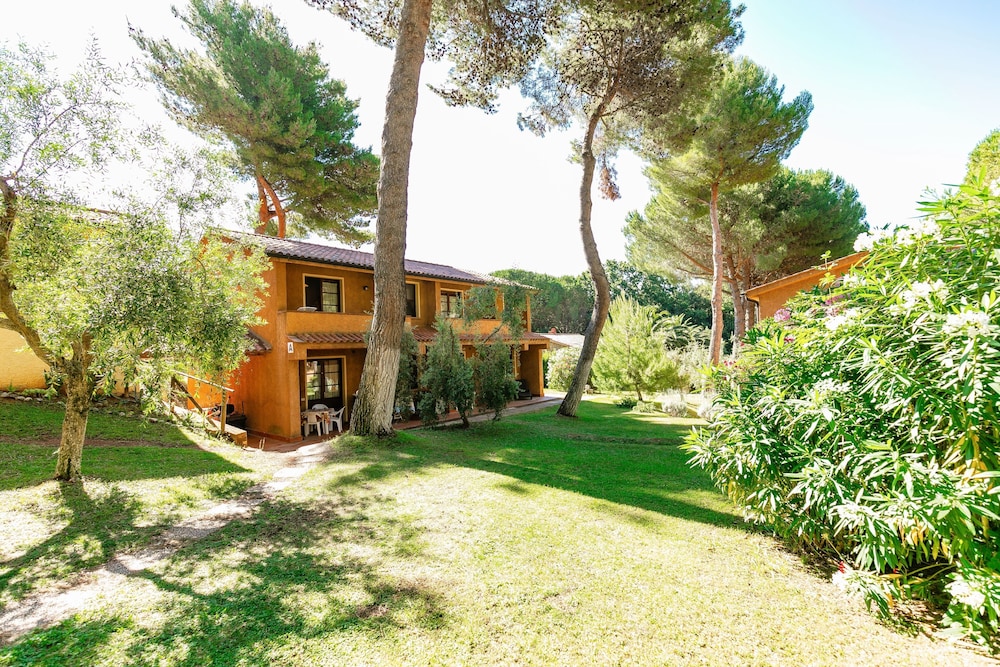 Residence with pool in Guardistallo view 3