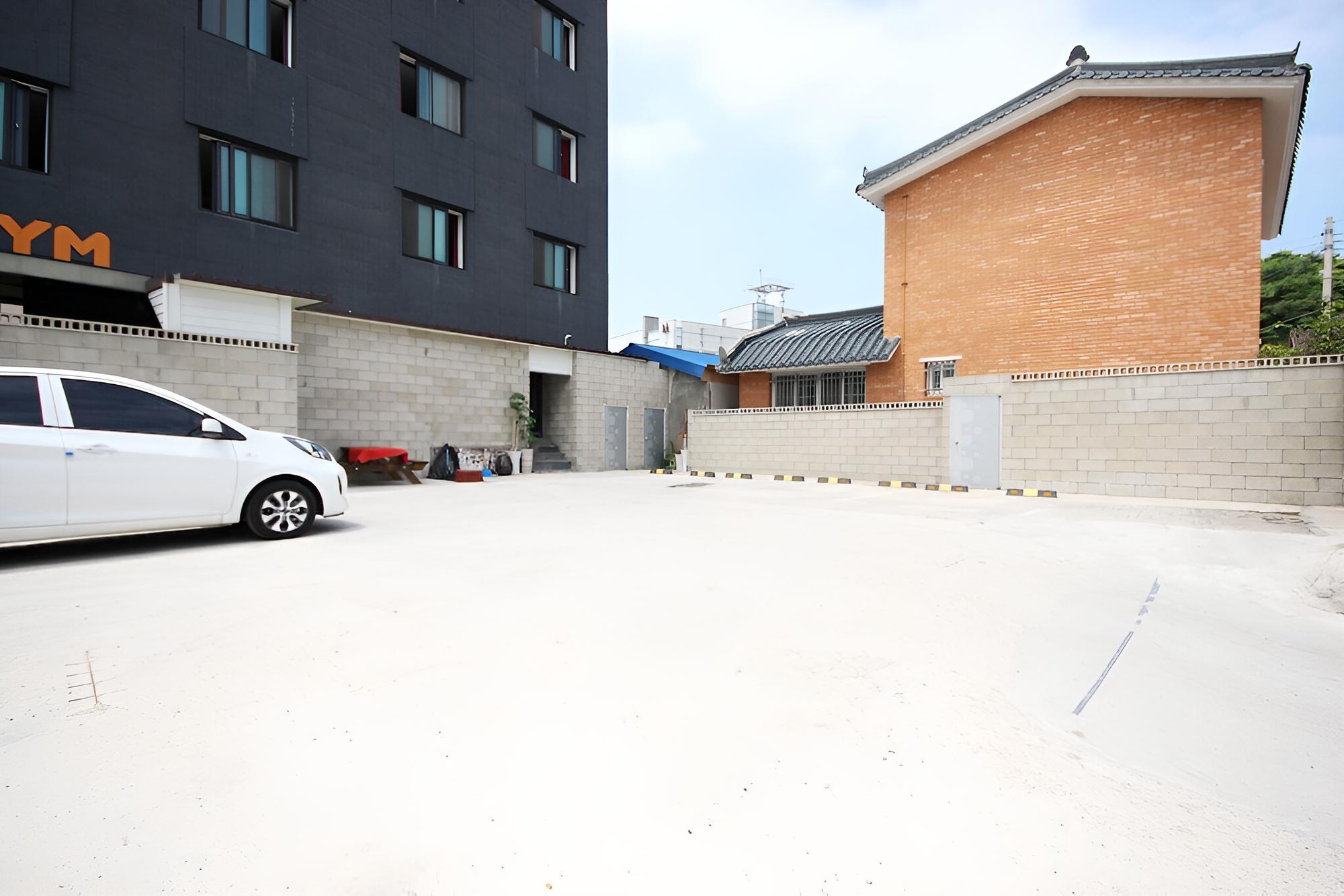 Photo 30