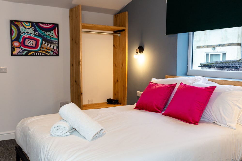 Thorne Road Apartments view 2