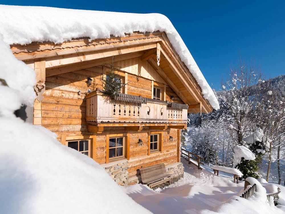 Chalet in St. Martin With Sauna & Hot Tub
