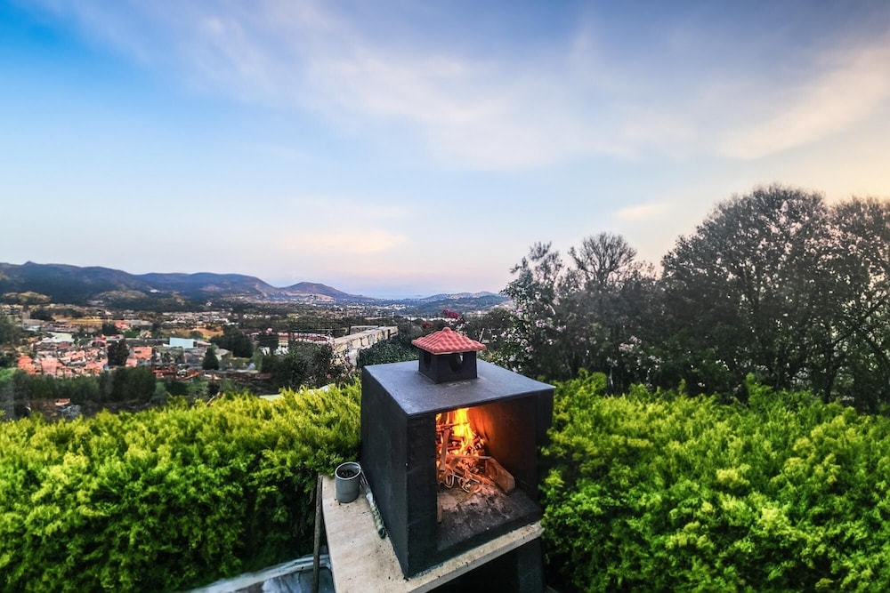 Vacation Flat w Garden Pool in Bodrum Gumusluk view 4